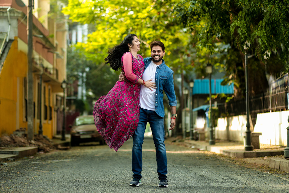 Best White Town Outdoor Photoshoot In Pondicherry